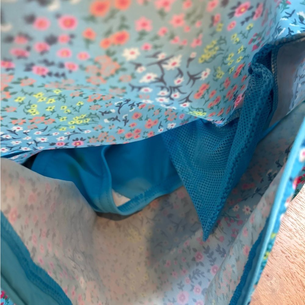 Land’s End Turquoise Blue Floral Board Shorts - Picture 4 of 7